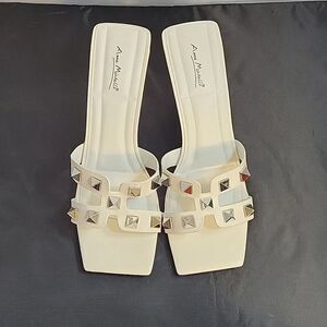 BRAND NEW ANNE MICHELLE SILVERTONE ROCKSTAR MULE SQUARE TOE WOMEN"S SANDAL